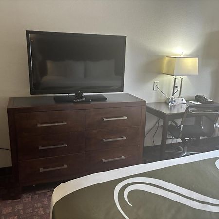Quality Inn & Suites Lakewood - Denver Southwest Εξωτερικό φωτογραφία