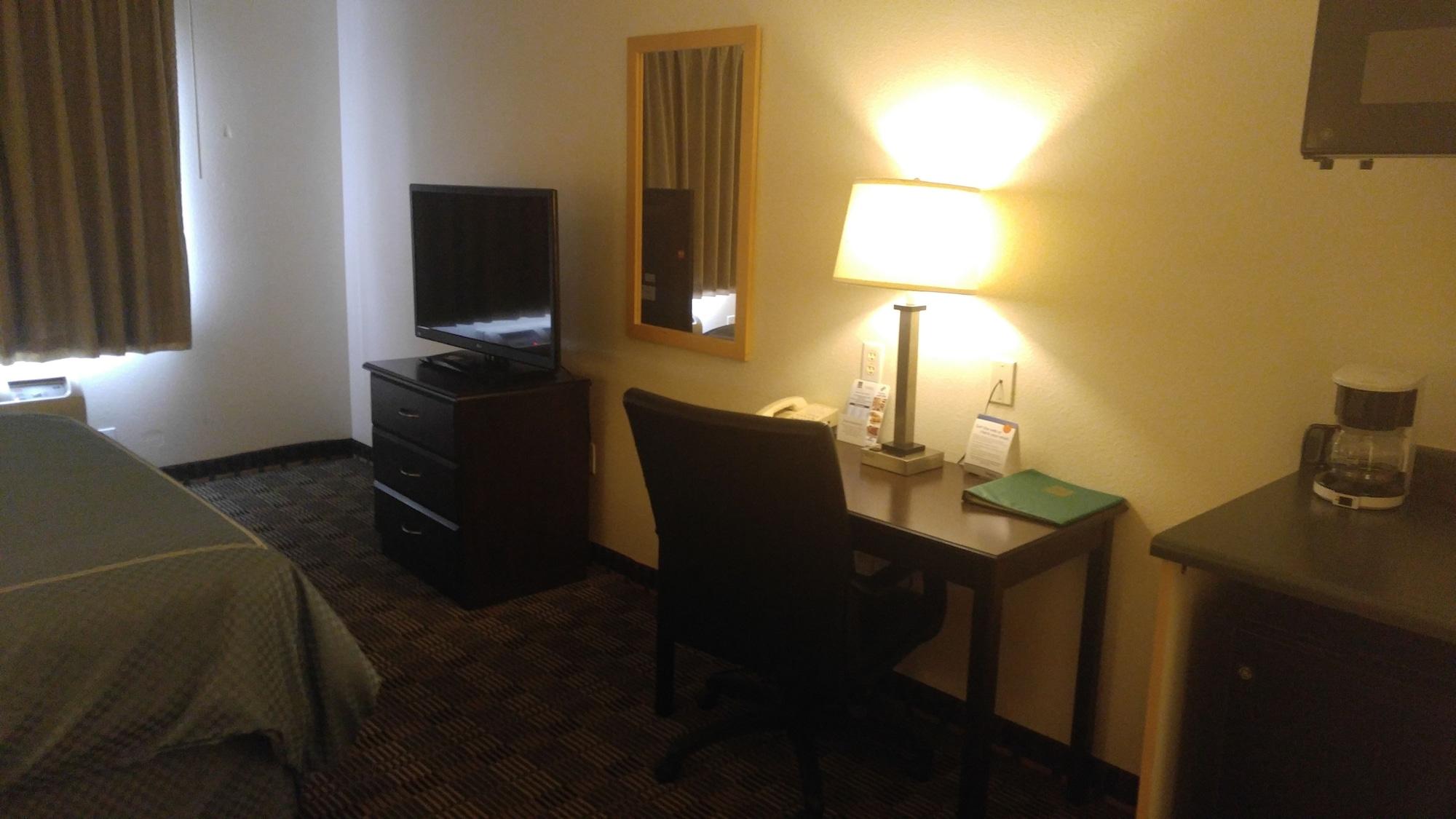 Quality Inn & Suites Lakewood - Denver Southwest Εξωτερικό φωτογραφία