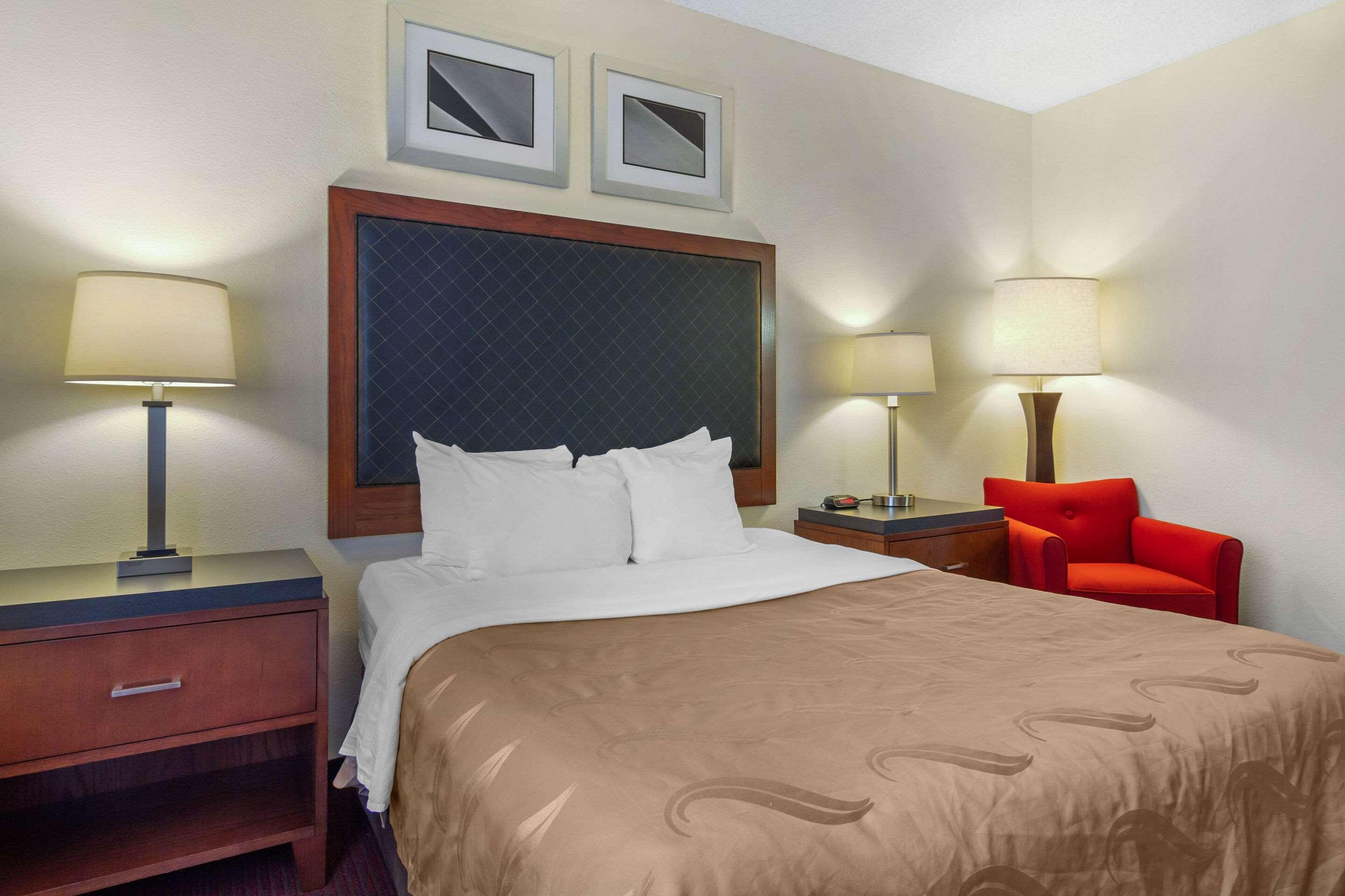 Quality Inn & Suites Lakewood - Denver Southwest Εξωτερικό φωτογραφία