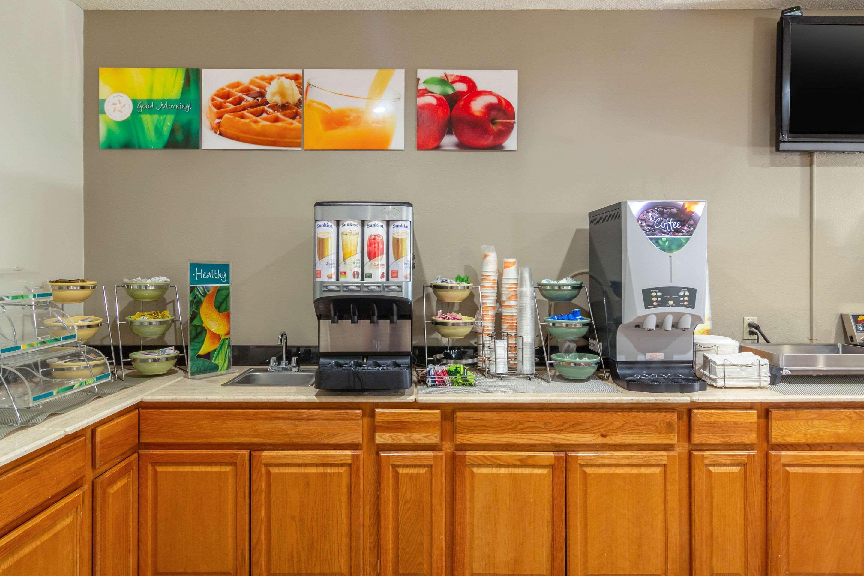 Quality Inn & Suites Lakewood - Denver Southwest Εξωτερικό φωτογραφία