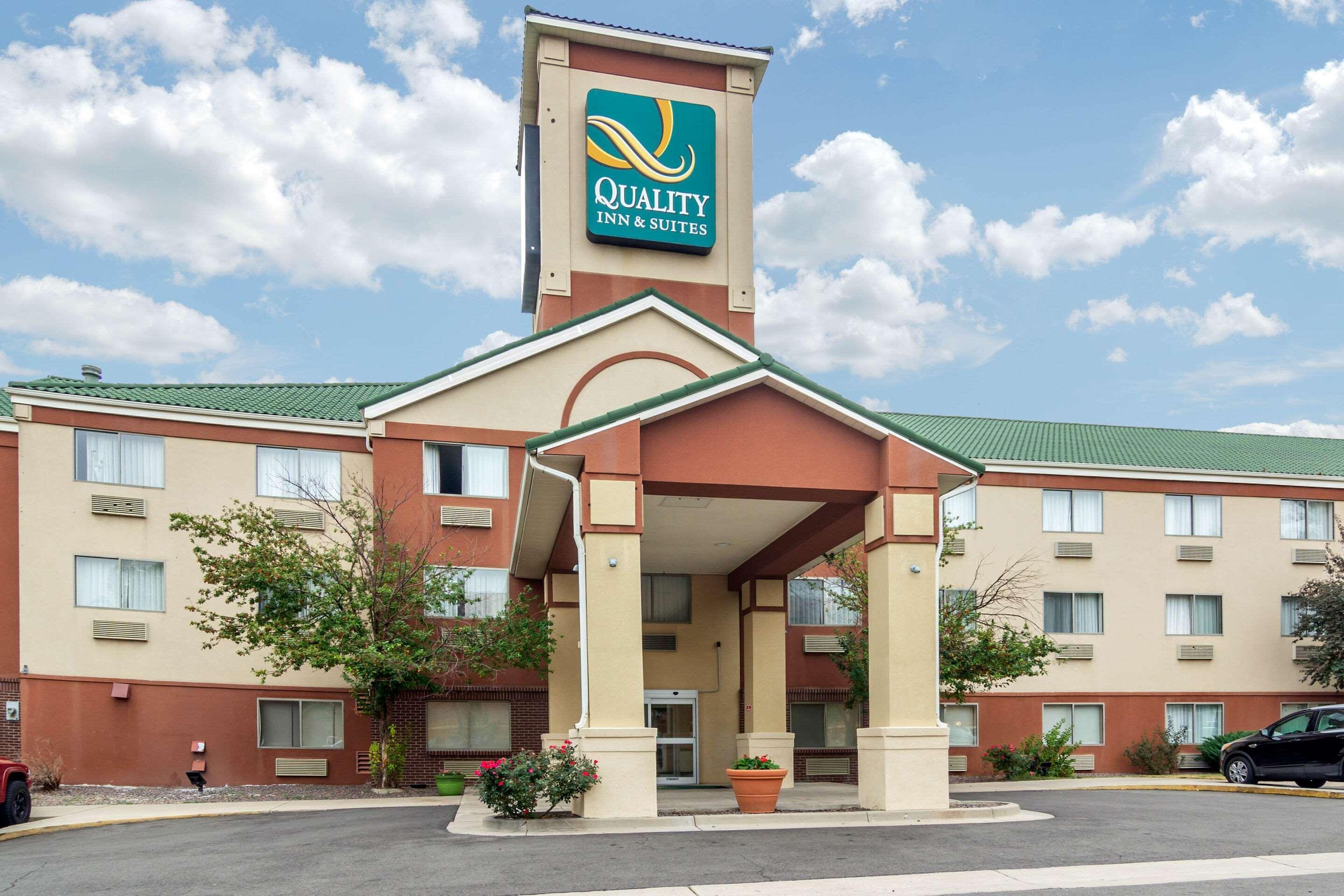 Quality Inn & Suites Lakewood - Denver Southwest Εξωτερικό φωτογραφία