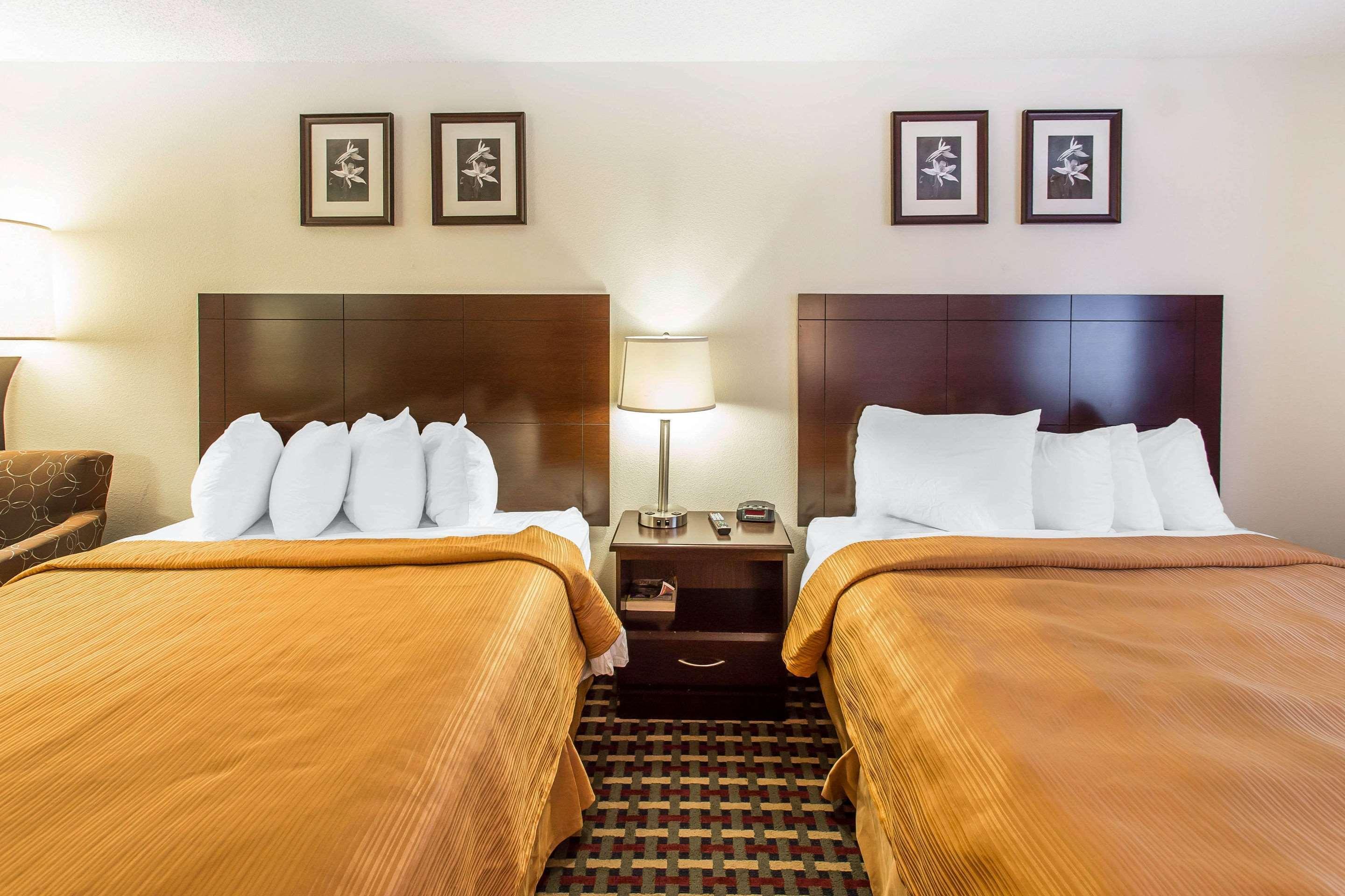 Quality Inn & Suites Lakewood - Denver Southwest Εξωτερικό φωτογραφία
