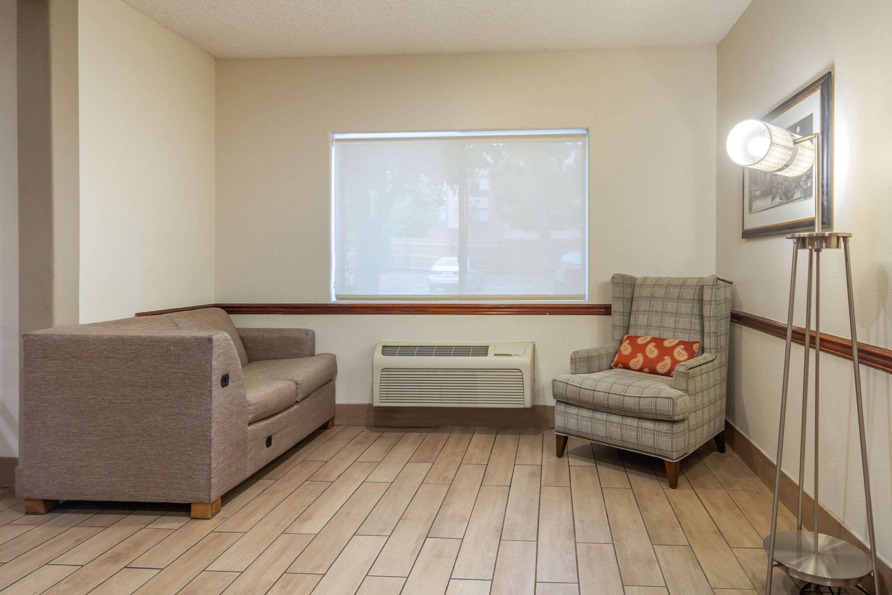 Quality Inn & Suites Lakewood - Denver Southwest Εξωτερικό φωτογραφία