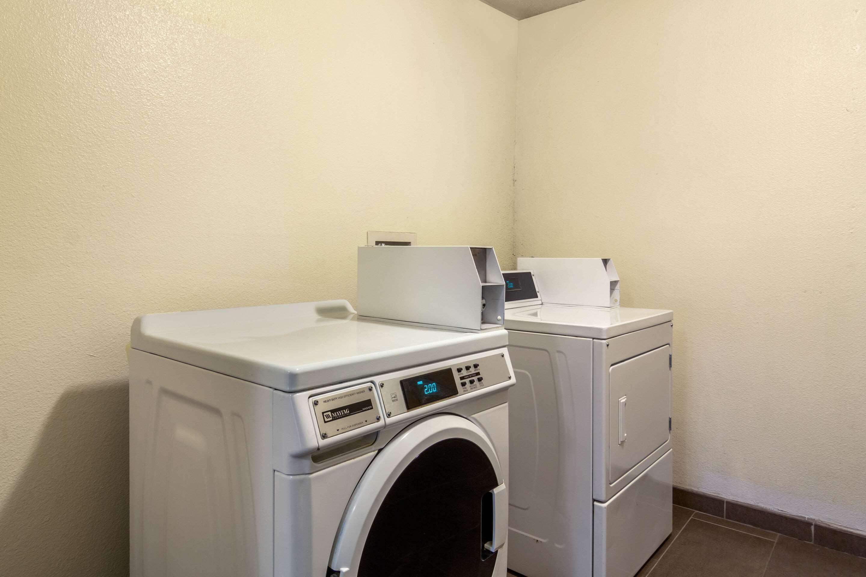 Quality Inn & Suites Lakewood - Denver Southwest Εξωτερικό φωτογραφία